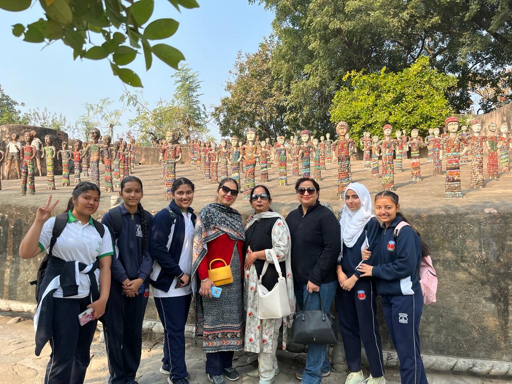 Class 11 students on a field trip to Chandigarh at Modern Senior Secondary School, Patiala
